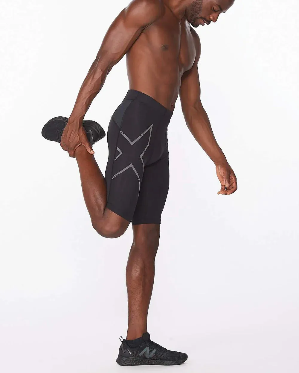 2XU Men's Light Speed Compression Shorts - Black/Black Reflective -MA5331B