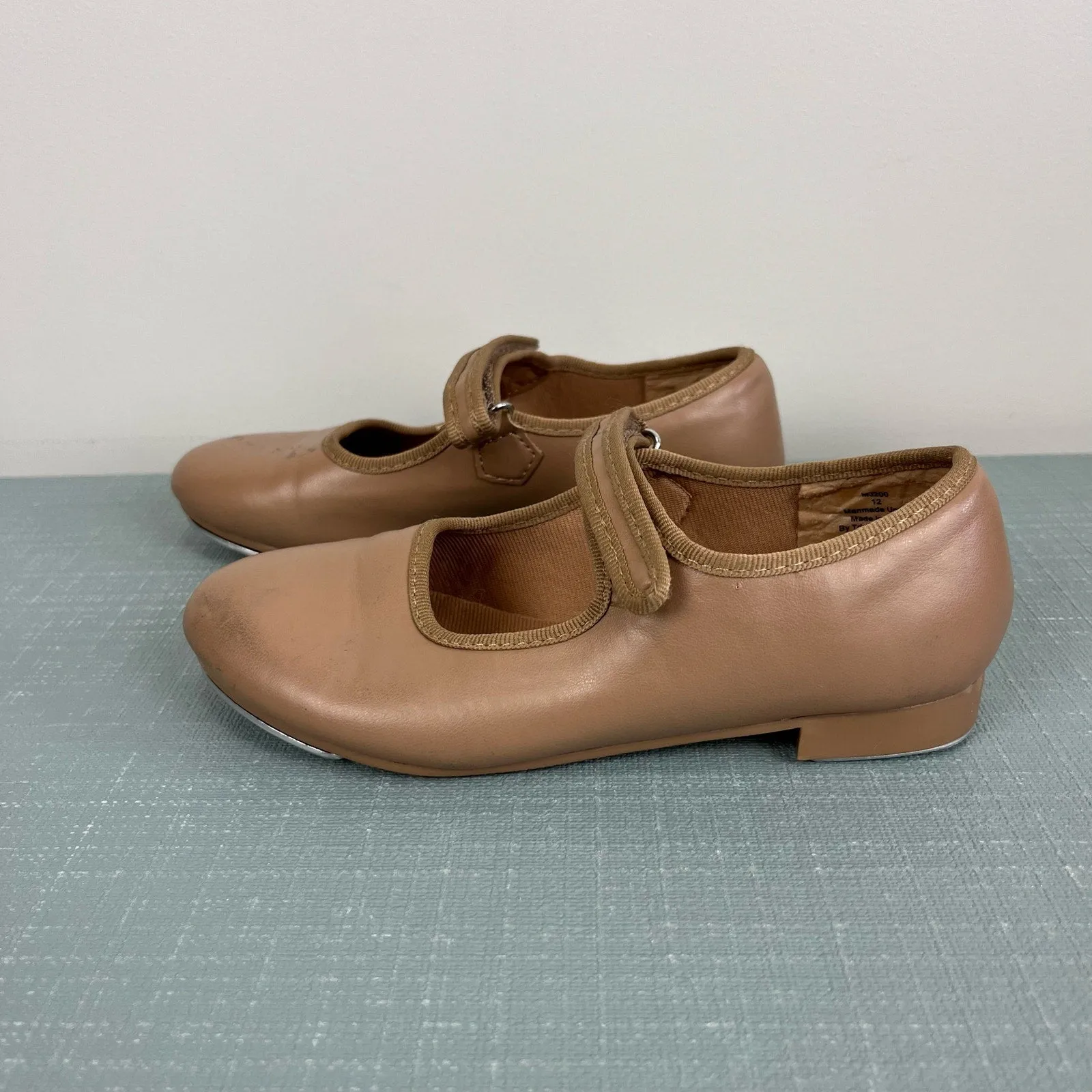 Dance Class Toddler Molly Jane Caramel Tap Shoes with Straps 12