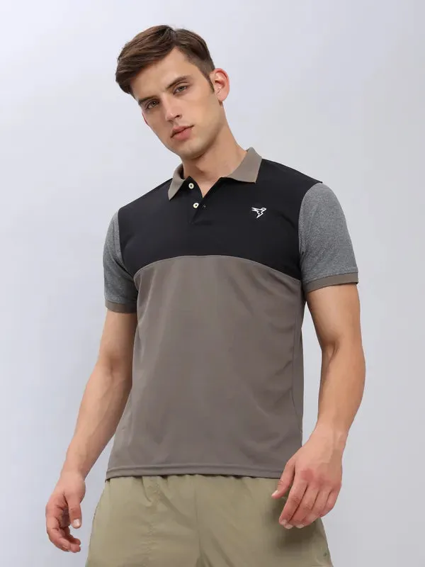 Men Colorblock Slim Fit Polo T-shirt with MATPIQ